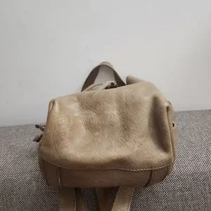 Madewell | Bags | Madewell Leather Mini Somerset Backpack  display picture 3